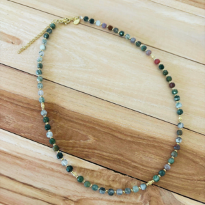 Collier en pierres naturelles cubiques Agathe indien
